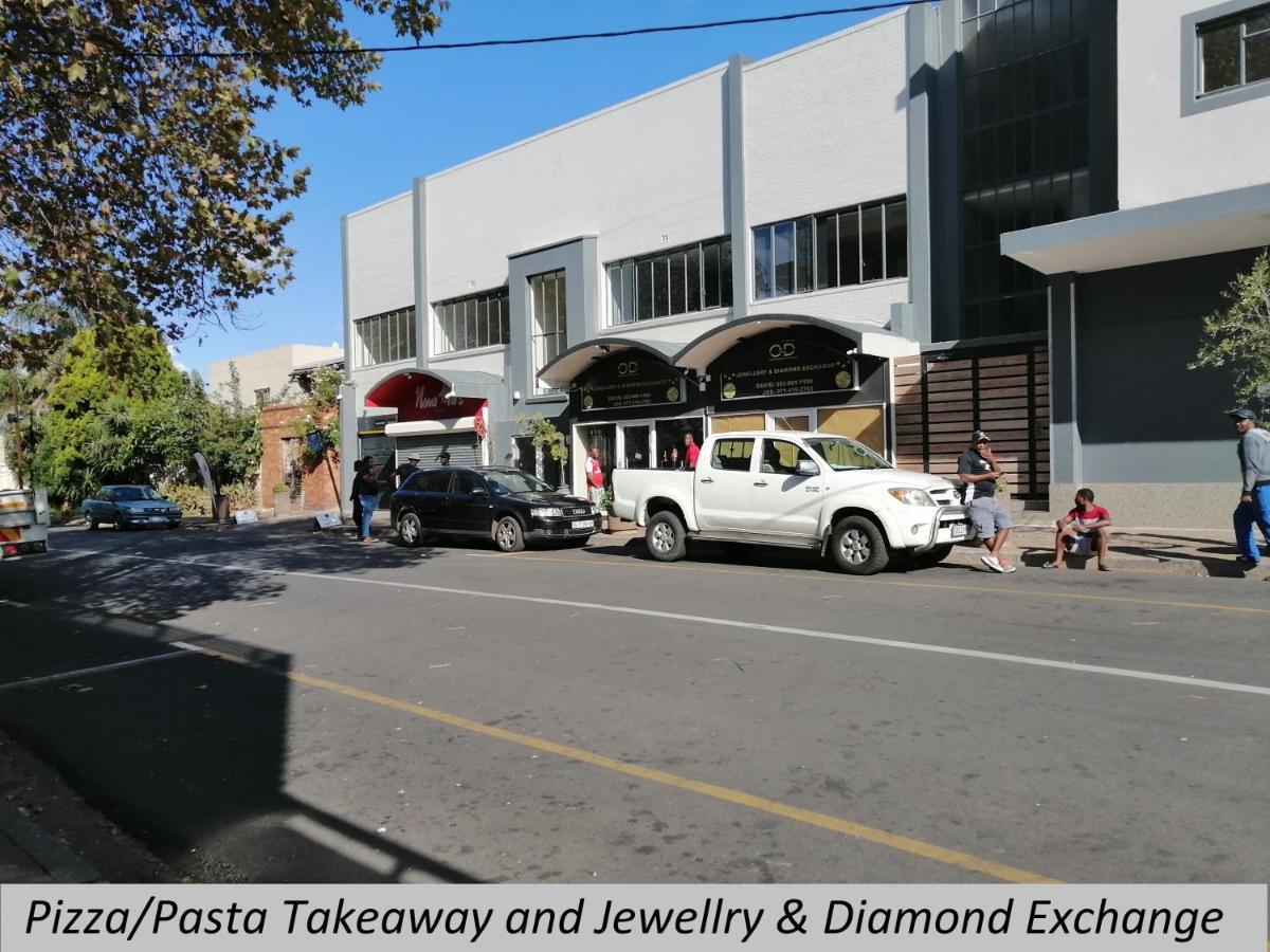 Charlie'S Spot - Norwood Hotel Johannesburg Exterior photo