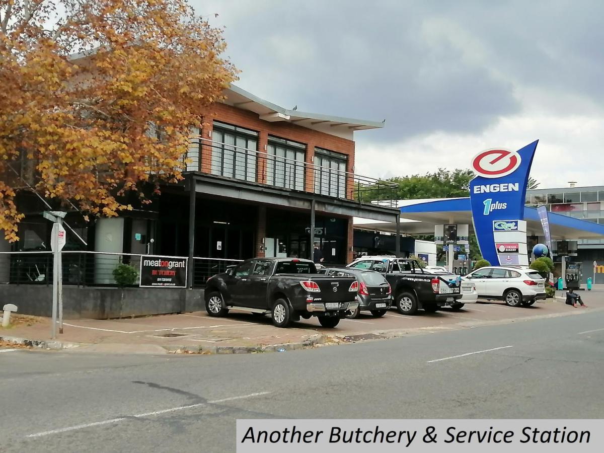 Charlie'S Spot - Norwood Hotel Johannesburg Exterior photo