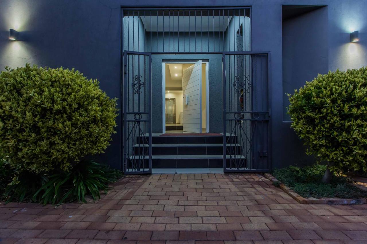 Charlie'S Spot - Norwood Hotel Johannesburg Exterior photo